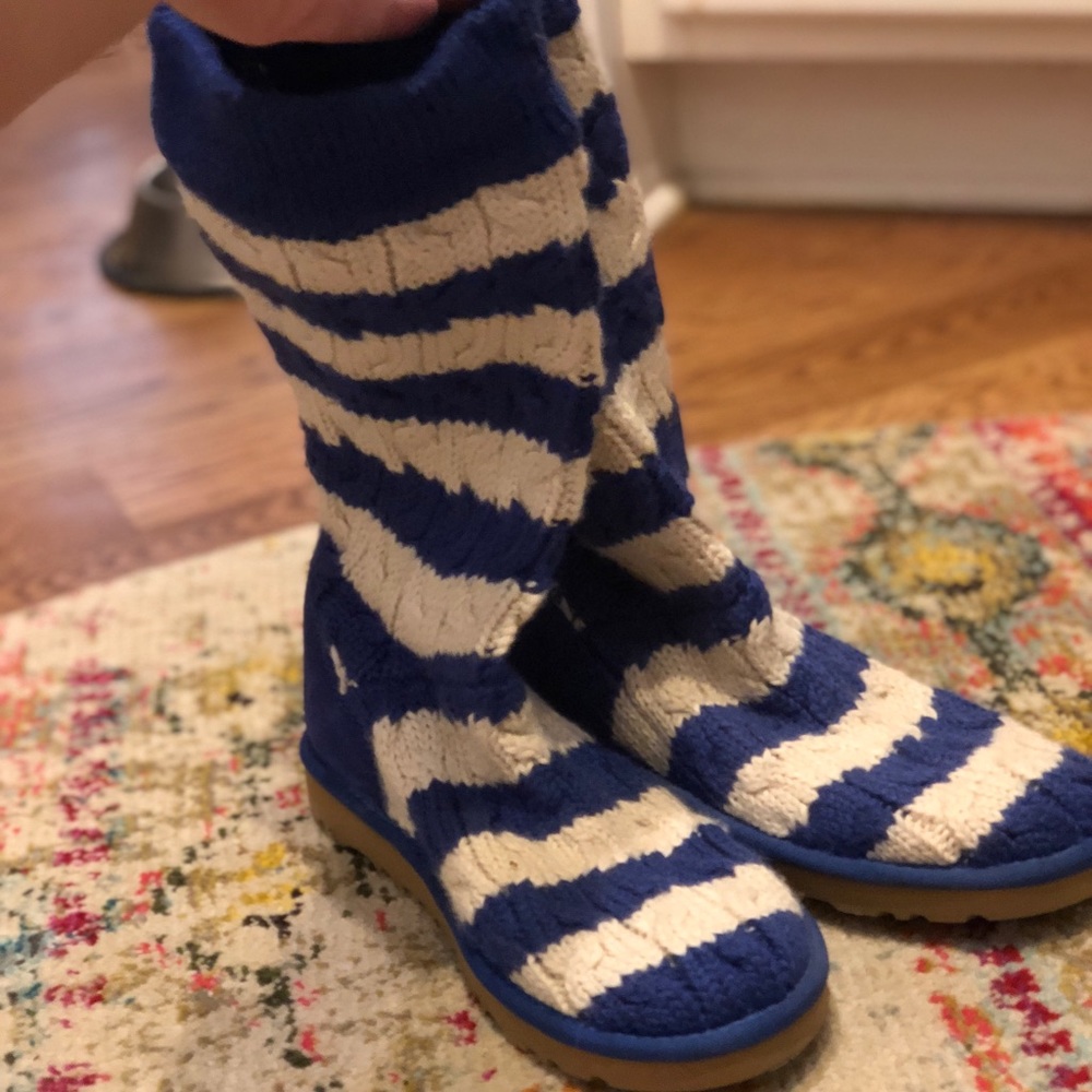 NWOT Ugg Sweater Boots